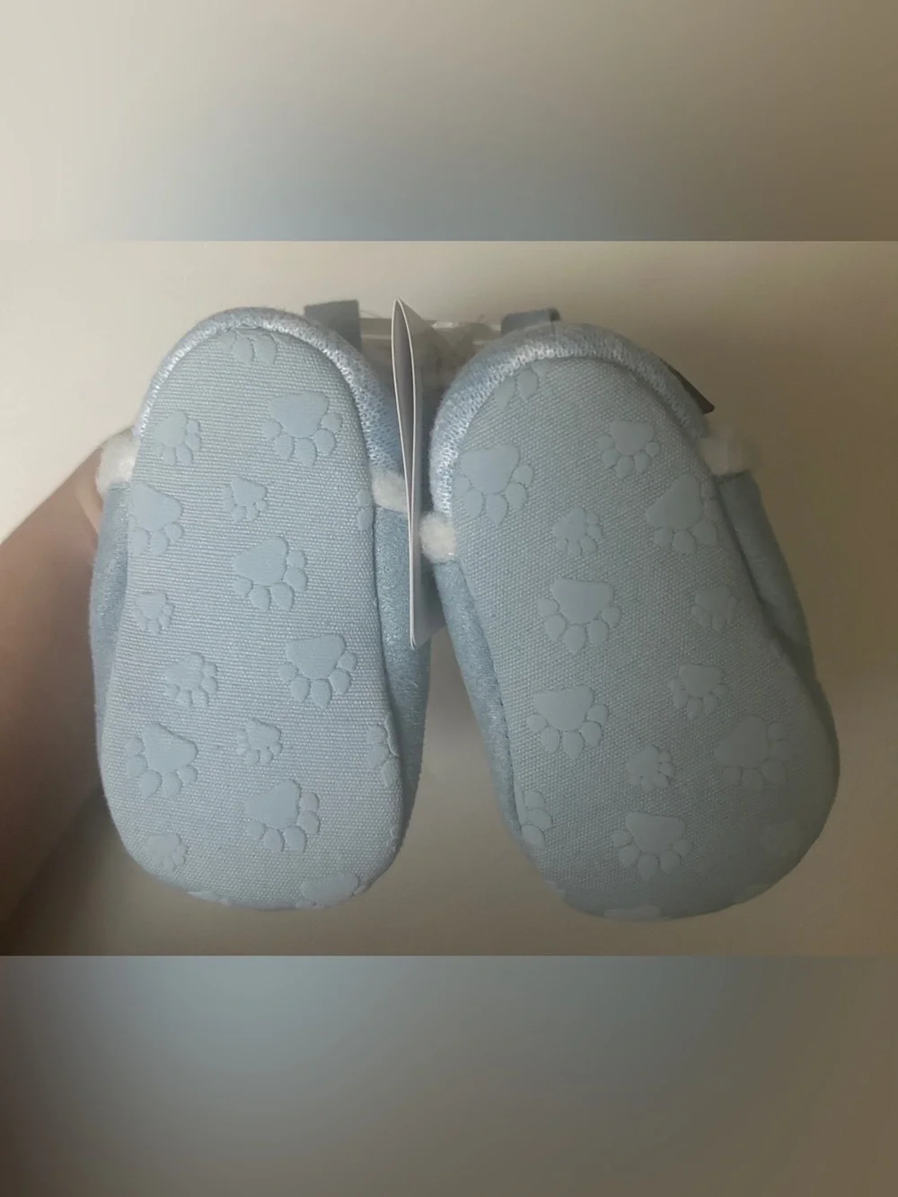 MukLuks Blue baby booties 6-9M